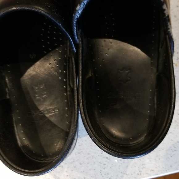 Dansko Black clogs leather sz Eur 40 aka  US 9 - Picture 4 of 4